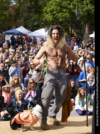 Tour de Corgi - Costume Contest - Aquaman and Merdog