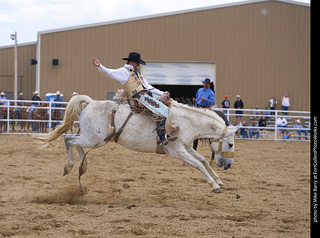 Never Summer Rodeo - Saddle Bronc Riding