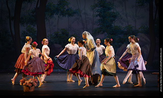 Giselle by Canyon Concert Ballet