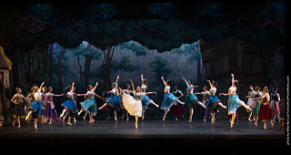 Giselle by Canyon Concert Ballet