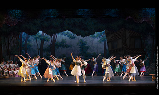 Giselle by Canyon Concert Ballet