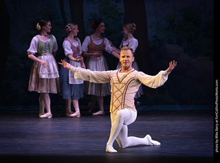 Giselle by Canyon Concert Ballet