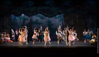 Giselle by Canyon Concert Ballet