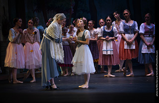 Giselle by Canyon Concert Ballet