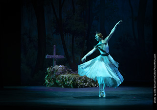 Giselle by Canyon Concert Ballet