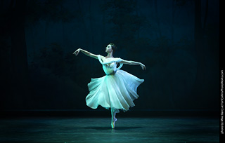 Giselle by Canyon Concert Ballet