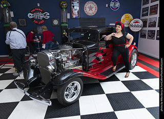 Car Cuties Pinup Shoot